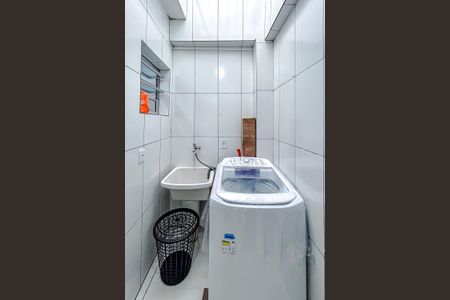 Casa de condomínio para alugar com 28m², 1 quarto e sem vagaÁrea de Serviço