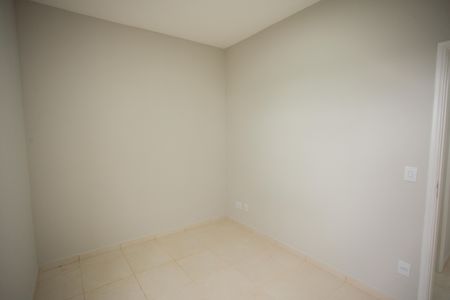 QUARTO 2 de apartamento à venda com 2 quartos, 54m² em Parque Maria Domitila, São Paulo