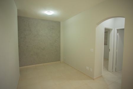 SALA de apartamento à venda com 2 quartos, 54m² em Parque Maria Domitila, São Paulo