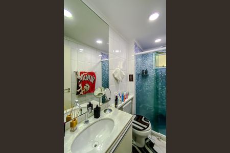 Apartamento à venda com 76m², 3 quartos e 2 vagas Apartamento à venda com 76m², 3 quartos e 2 vagasBanheiro