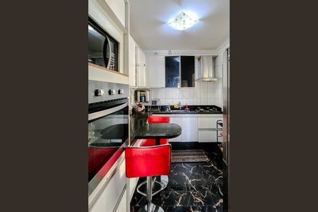 Apartamento à venda com 76m², 3 quartos e 2 vagas Apartamento à venda com 76m², 3 quartos e 2 vagasCozinha