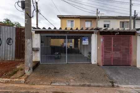 Casa à venda com 297m², 2 quartos e 2 vagasFachada