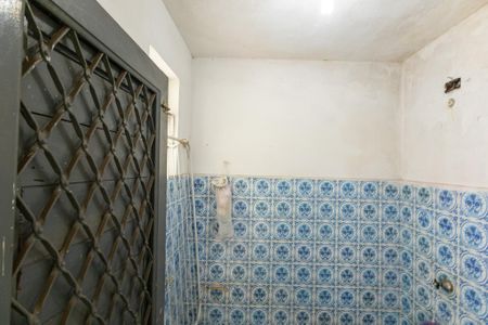 Casa à venda com 297m², 2 quartos e 2 vagasBanheiro de Serviço 