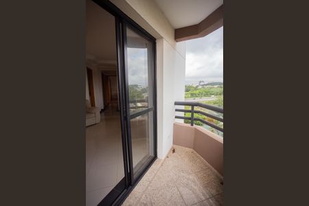 VARANDA DA SALA de apartamento para alugar com 3 quartos, 84m² em Parque Sao Domingos, São Paulo