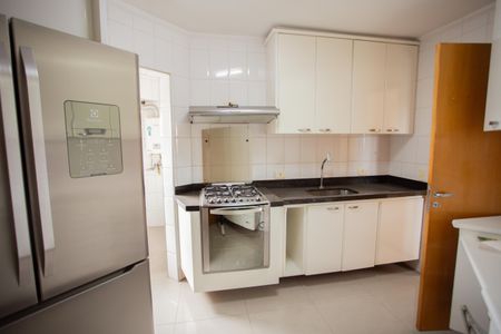 Apartamento à venda com 84m², 3 quartos e 2 vagas Apartamento à venda com 84m², 3 quartos e 2 vagasCOZINHA