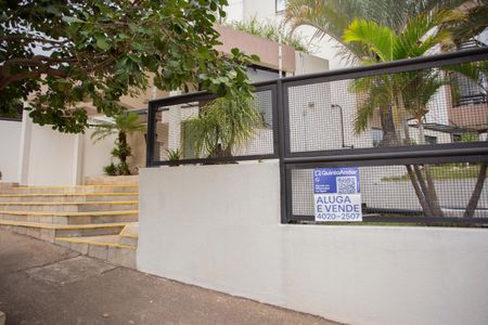 Apartamento à venda com 84m², 3 quartos e 2 vagas Apartamento à venda com 84m², 3 quartos e 2 vagasFACHADA