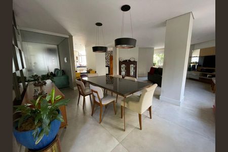 Apartamento à venda com 4 quartos, 160m² em Sion, Belo Horizonte