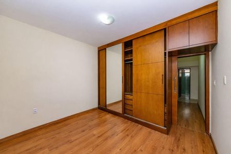 Casa à venda com 3 quartos, 187m² em Padre Eustáquio, Belo Horizonte