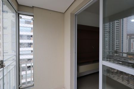 Apartamento à venda com 69m², 3 quartos e 1 vagaSacada