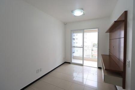 Sala de apartamento à venda com 3 quartos, 69m² em Chácara Seis de Outubro, São Paulo