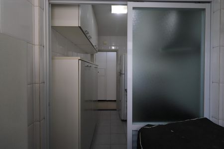Apartamento à venda com 69m², 3 quartos e 1 vagaÁrea de Serviço