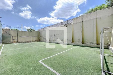 Apartamento à venda com 69m², 3 quartos e 1 vaga Apartamento à venda com 69m², 3 quartos e 1 vagaCampo de futebol
