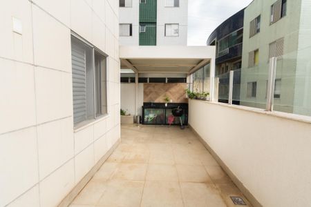 Apartamento à venda com 203m², 4 quartos e 2 vagas Apartamento à venda com 203m², 4 quartos e 2 vagasÁrea Privativa