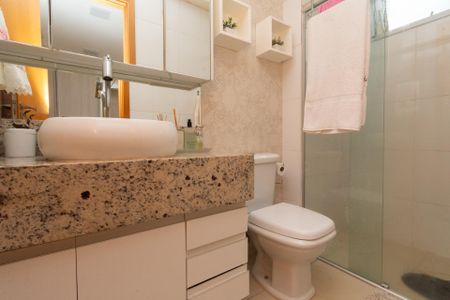 Apartamento à venda com 203m², 4 quartos e 2 vagas Apartamento à venda com 203m², 4 quartos e 2 vagasBanheiro da Suíte