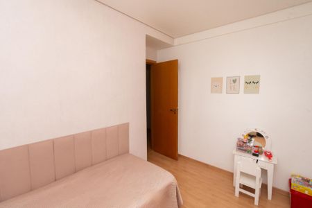 Apartamento à venda com 203m², 4 quartos e 2 vagas Apartamento à venda com 203m², 4 quartos e 2 vagasQuarto 2