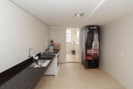 Apartamento à venda com 203m², 4 quartos e 2 vagas Apartamento à venda com 203m², 4 quartos e 2 vagasSalão de Festas - Cozinha
