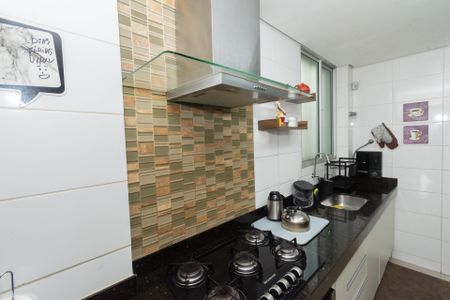 Apartamento à venda com 203m², 4 quartos e 2 vagas Apartamento à venda com 203m², 4 quartos e 2 vagasCozinha