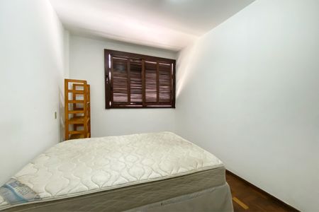 Apartamento à venda com 219m², 4 quartos e 1 vagaQuarto 2