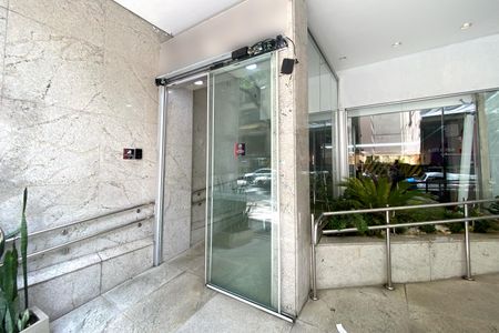 Apartamento à venda com 219m², 4 quartos e 1 vagaFachada