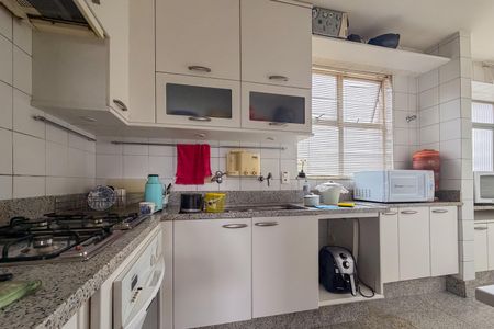 Cozinha de apartamento à venda com 4 quartos, 140m² em Santo Agostinho, Belo Horizonte