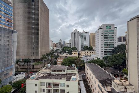 Apartamento à venda com 140m², 4 quartos e 2 vagas Apartamento à venda com 140m², 4 quartos e 2 vagasVista