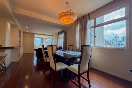 Sala de apartamento à venda com 4 quartos, 140m² em Santo Agostinho, Belo Horizonte