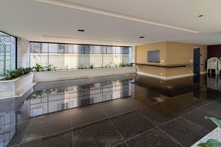 Apartamento à venda com 140m², 4 quartos e 2 vagas Apartamento à venda com 140m², 4 quartos e 2 vagasÁrea comum - Salão de festas