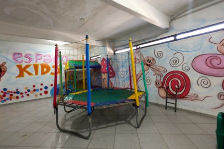 Apartamento para alugar com 90m², 2 quartos e 1 vagaÁrea comum - Playground