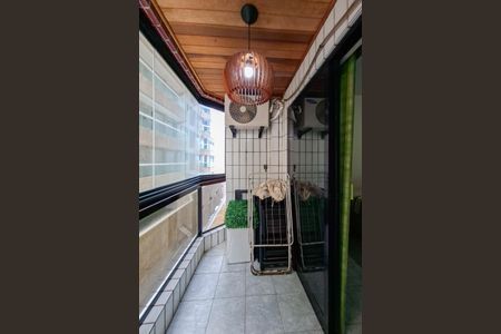 Apartamento para alugar com 90m², 2 quartos e 1 vagaSacada 