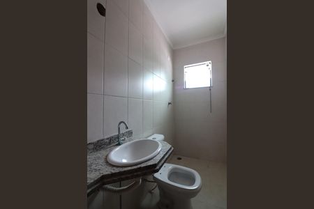 Casa à venda com 192m², 3 quartos e 4 vagasBanheiro Social