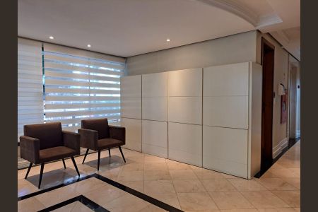 Apartamento para alugar com 106m², 2 quartos e 1 vaga Apartamento para alugar com 106m², 2 quartos e 1 vagaHall de Entrada