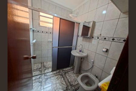 Banheiro de casa à venda com 3 quartos, 133m² em Jardim Florestal, Jundiaí