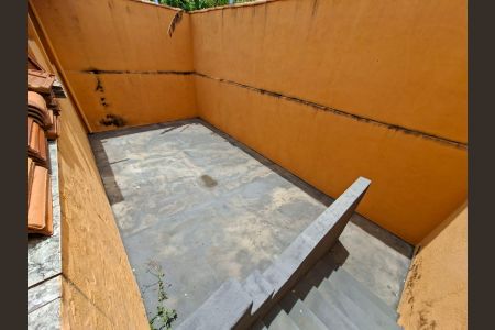 Casa à venda com 133m², 3 quartos e 2 vagasÁrea externa