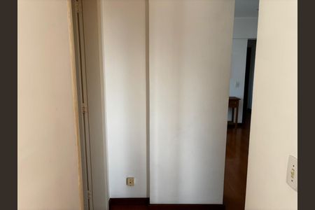 Apartamento para alugar com 70m², 2 quartos e 1 vagaQuarto