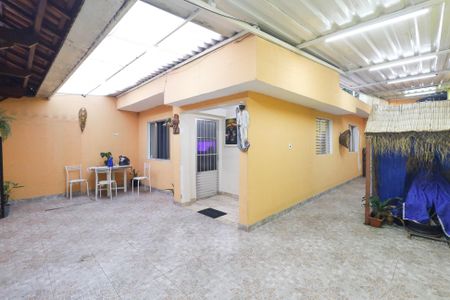 Casa à venda com 100m², 2 quartos e 3 vagas