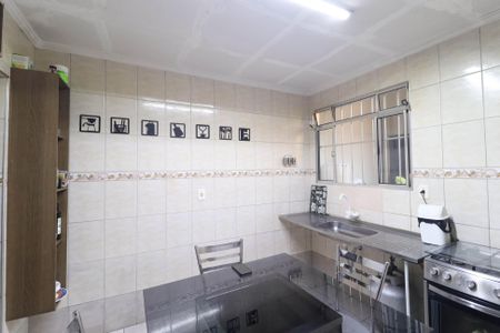 Casa à venda com 100m², 2 quartos e 3 vagas