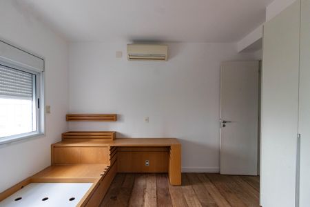 Apartamento à venda com 250m², 3 quartos e 4 vagasSuíte 3