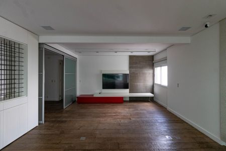 Apartamento à venda com 250m², 3 quartos e 4 vagasSala de TV