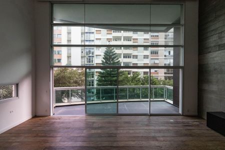 Apartamento à venda com 250m², 3 quartos e 4 vagasSala