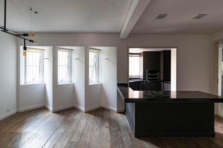 Apartamento à venda com 250m², 3 quartos e 4 vagasÁrea gourmet