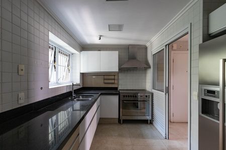 Apartamento à venda com 250m², 3 quartos e 4 vagasCozinha