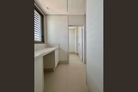 Apartamento à venda com 257m², 3 quartos e 5 vagasÁrea de Serviço