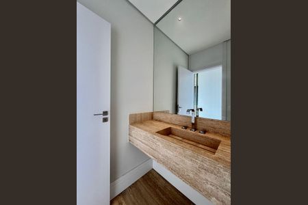 Apartamento à venda com 257m², 3 quartos e 5 vagasLavabo