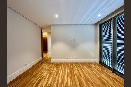 Apartamento à venda com 257m², 3 quartos e 5 vagasSuíte 3