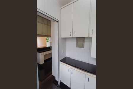 Apartamento à venda com 101m², 2 quartos e 1 vagaÁrea de Serviço