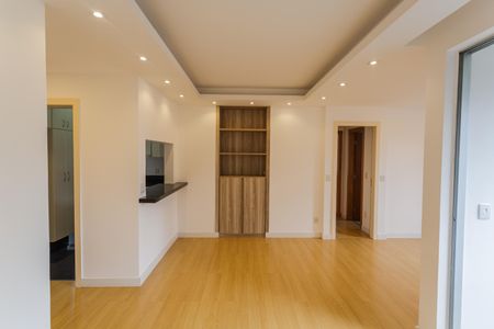 Apartamento à venda com 101m², 2 quartos e 1 vagaSala