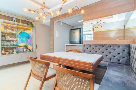 Sala  de apartamento para alugar com 3 quartos, 84m² em Menino Deus, Porto Alegre