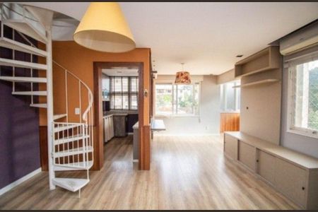 Apartamento para alugar com 85m², 2 quartos e 1 vagaSala 