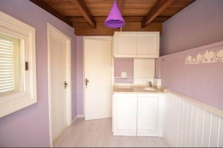 Quarto 2 de apartamento para alugar com 2 quartos, 85m² em Petrópolis, Porto Alegre