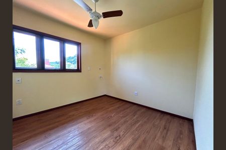 Casa de condomínio para alugar com 385m², 4 quartos e 4 vagasQuarto 3